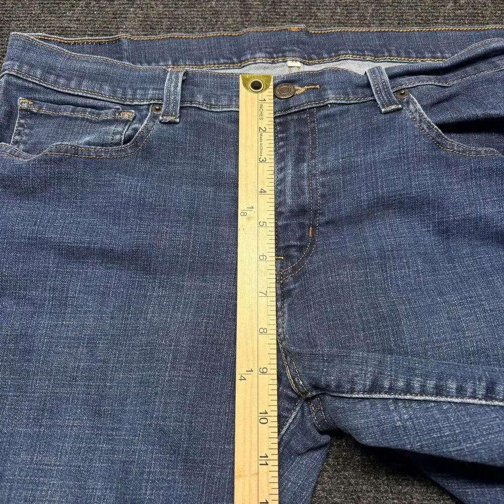 Levi's Womens Denim Capri Jeans Size 33 Medium Wash Cuffed Cropped Red Tab